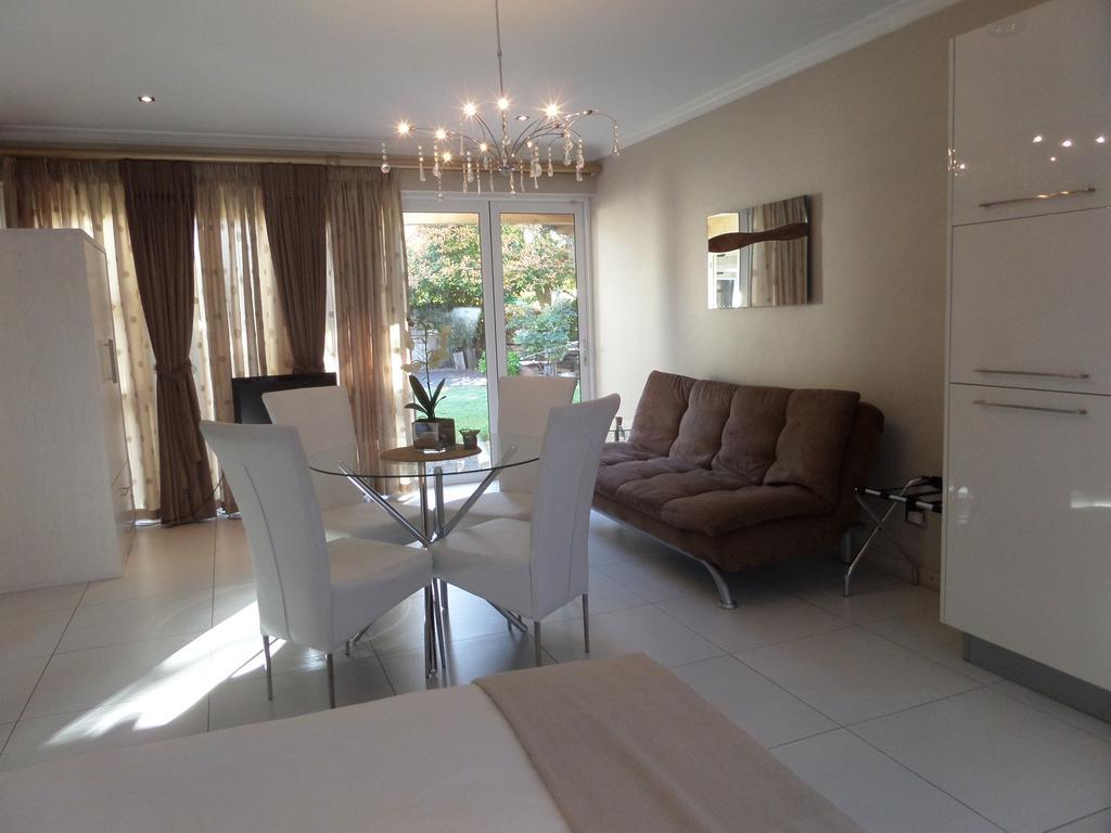 Kasa Nama Hotell Edgemead Rum bild